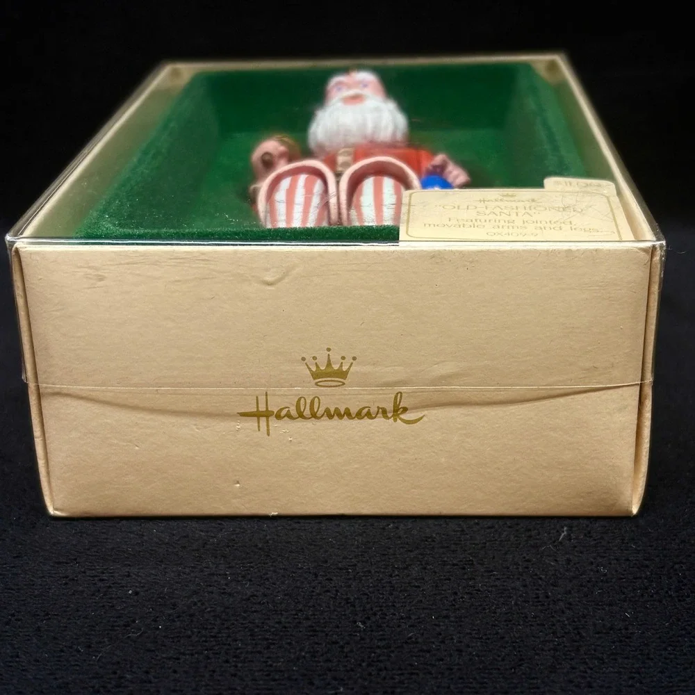 Hallmark 1983 Keepsake OLD FASHIONED SANTA Christmas Ornament Moveable Arms Legs